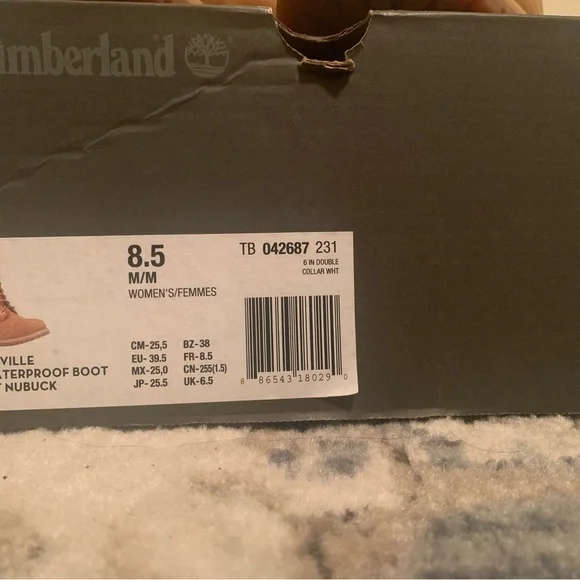 Woman’s timberland Waterville boots - Picture 9 of 9